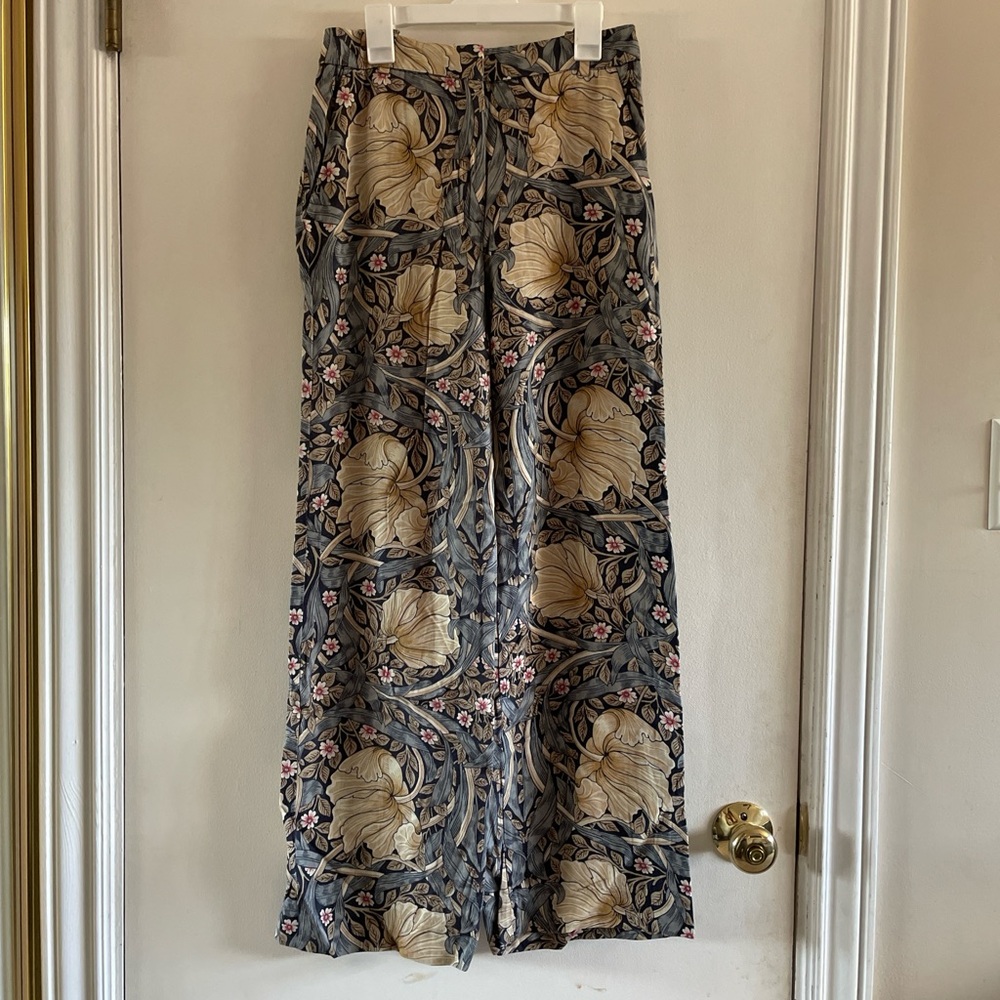 H&M Floral Patterned Trousers - Gray and Gold